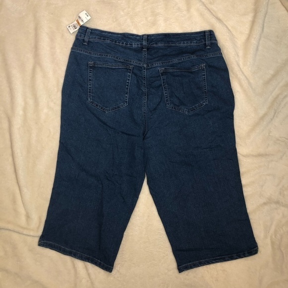 NWT Charter Club Short Cropped Jeans Sz 16W - Picture 3 of 7